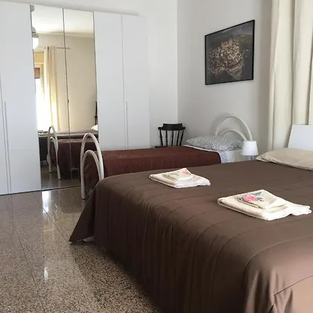 A Casa Di Anastasia Nocleg ze śniadaniem Motta SantʼAnastasia