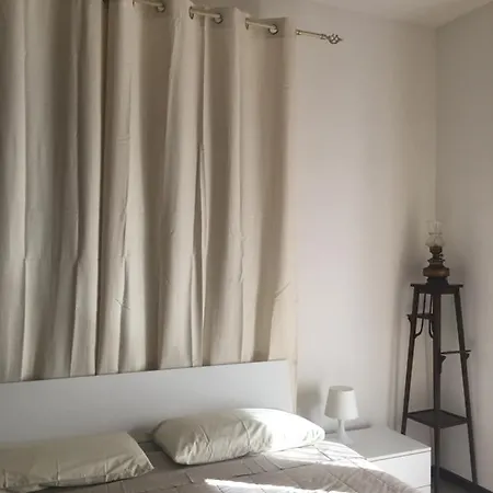 Nocleg ze śniadaniem A Casa Di Anastasia Motta SantʼAnastasia